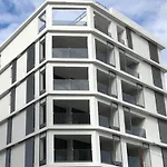 Baz Tower شقة فندقية
