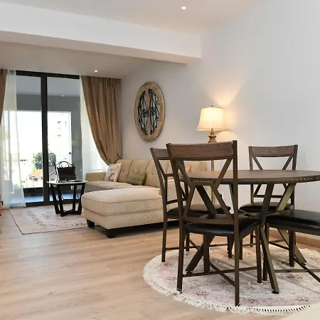 Aparthotel Baz Tower Nikosia