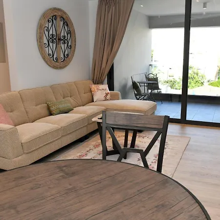 Baz Tower Aparthotel Nicosia