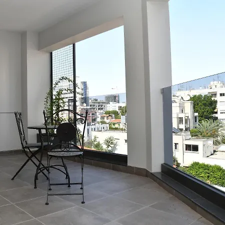 Baz Tower 3*