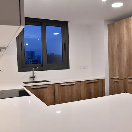 Апарт-отель Baz Tower Никосия