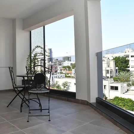 מלון דירות Baz Tower ניקוסיה