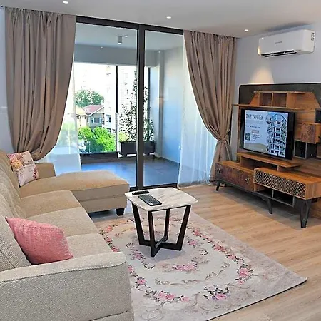 Aparthotel Baz Tower 4*