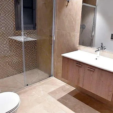 Baz Tower 4* Nicosia