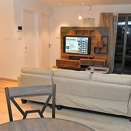 Baz Tower Aparthotel
