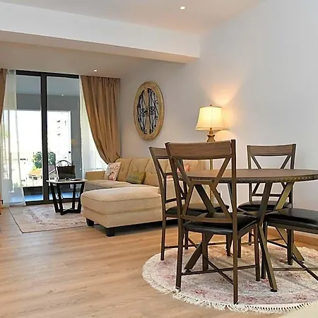 Baz Tower 4* Nicosia