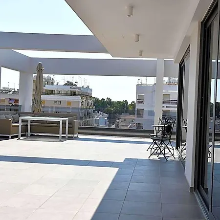 Baz Tower Hotel apartamentowy