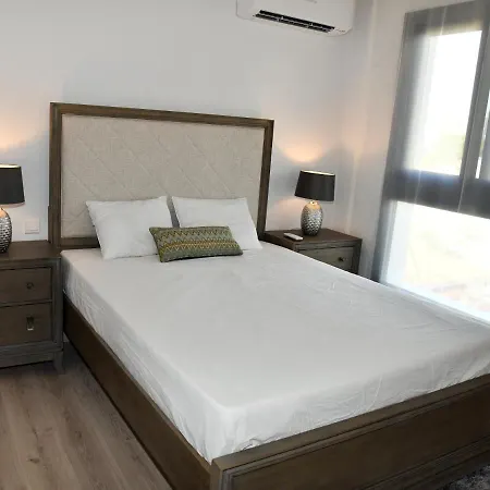 Baz Tower Aparthotel