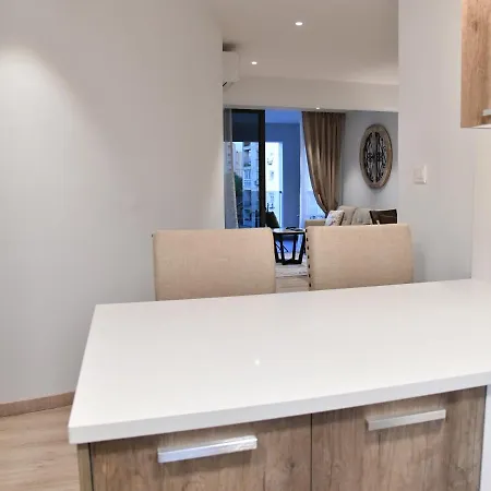 Baz Tower Aparthotel 4*