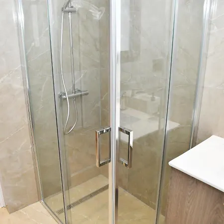 Aparthotel Baz Tower